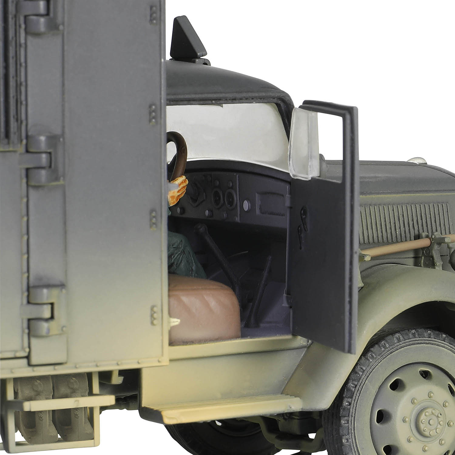 欧宝“闪电”3.6-6700A型Kfz.305救护卡车 (国防灰色涂装RAL 7021)